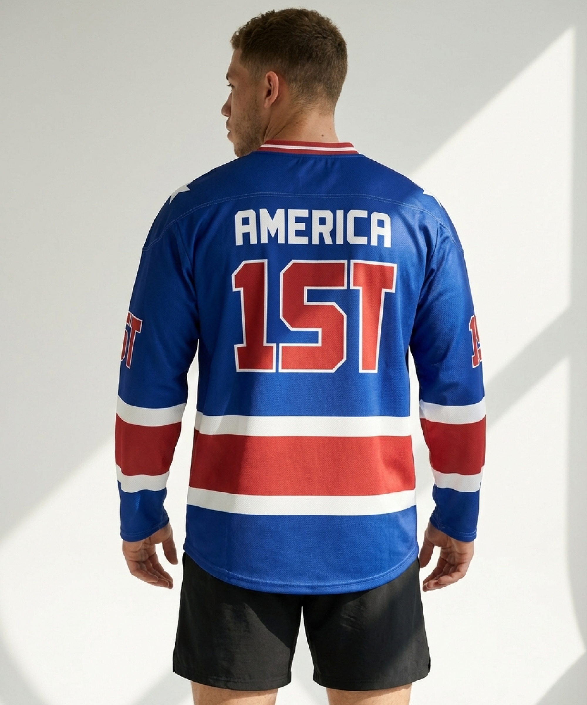 Tom: 6’3 wearing size XL